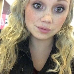 Meet your Posher, Marissa